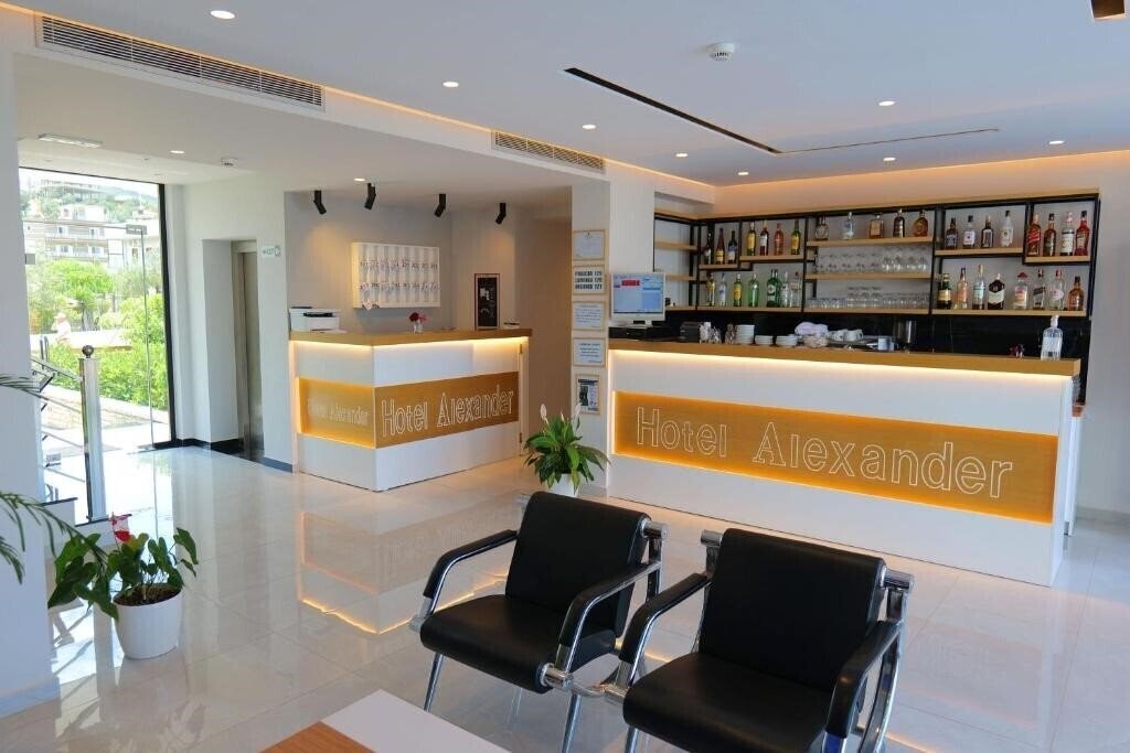Фото Hotel Alexander 4*