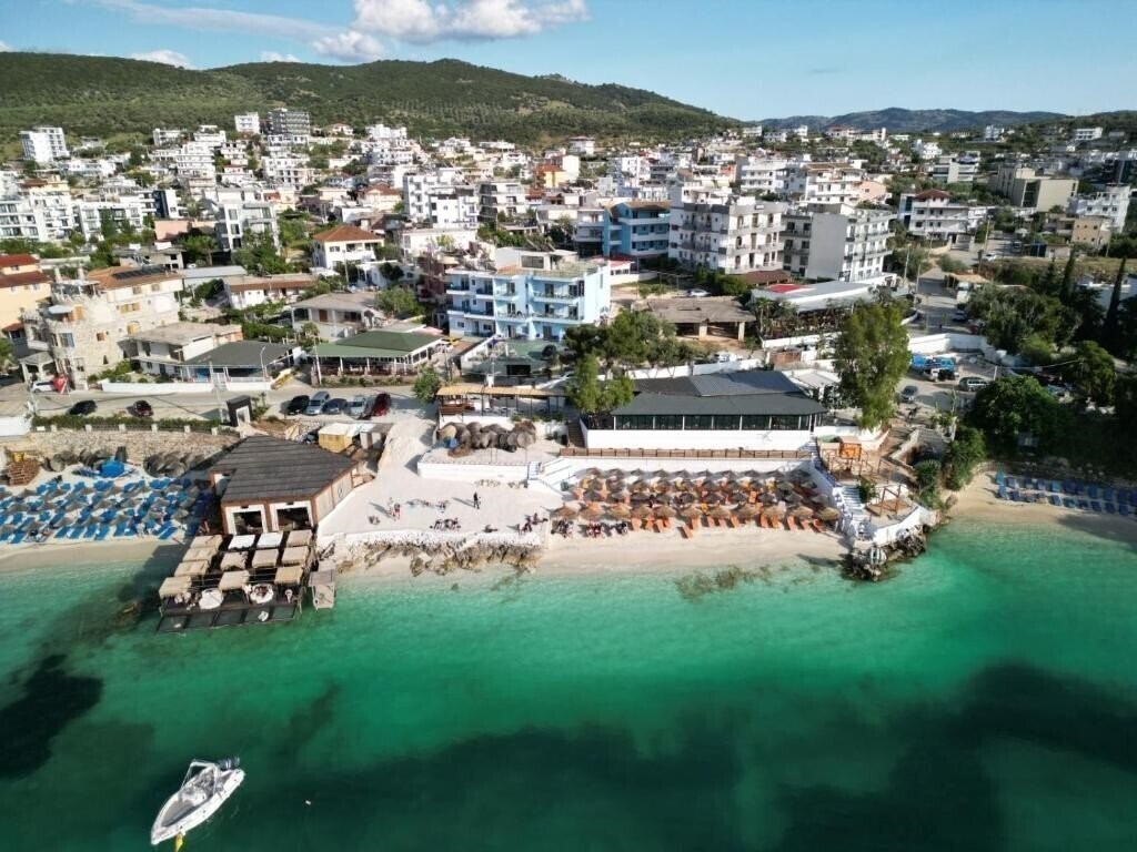 Фотография Hotel Esmerald Ksamil 3*