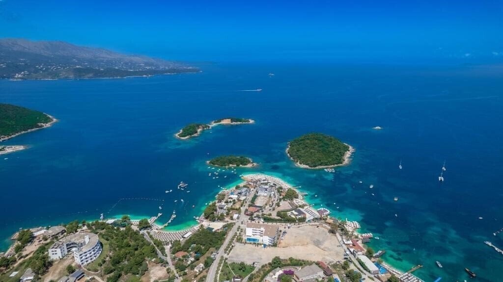 Фото Hotel Golden (ex. Golden Hotel) 4*