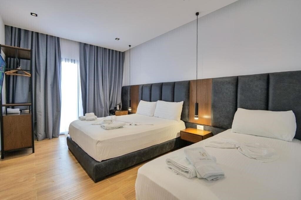 Отель Hotel Siars 4*