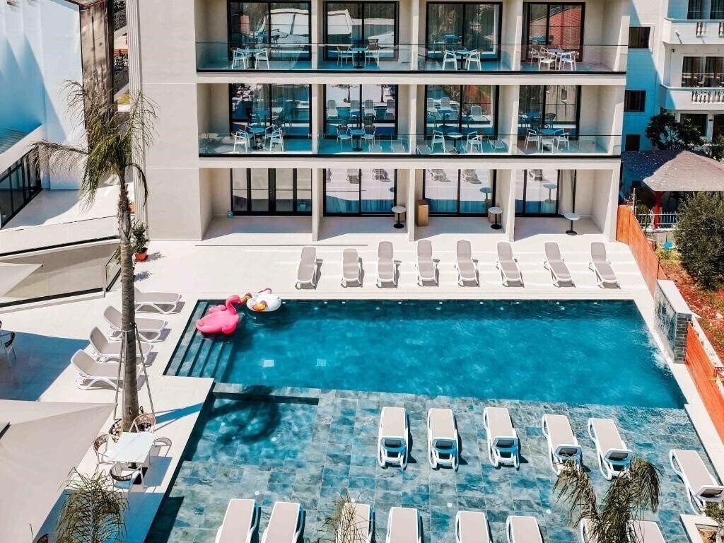 Готель Central Park Premium Hotel 4*