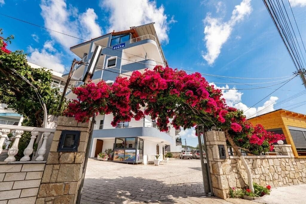 Готель Villa Jiota 3*