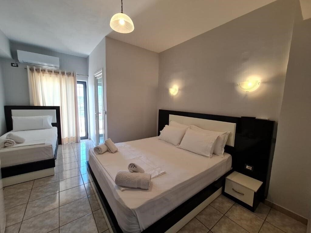 Готель Hotel Ardiani 3*