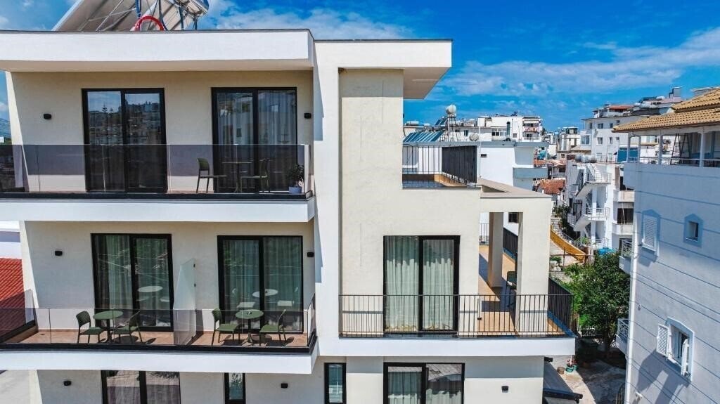 Фото Hotel Parid 4*