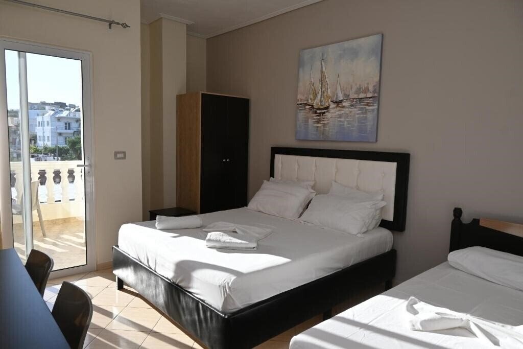 Фотография Eros Hotel Ksamil 4*