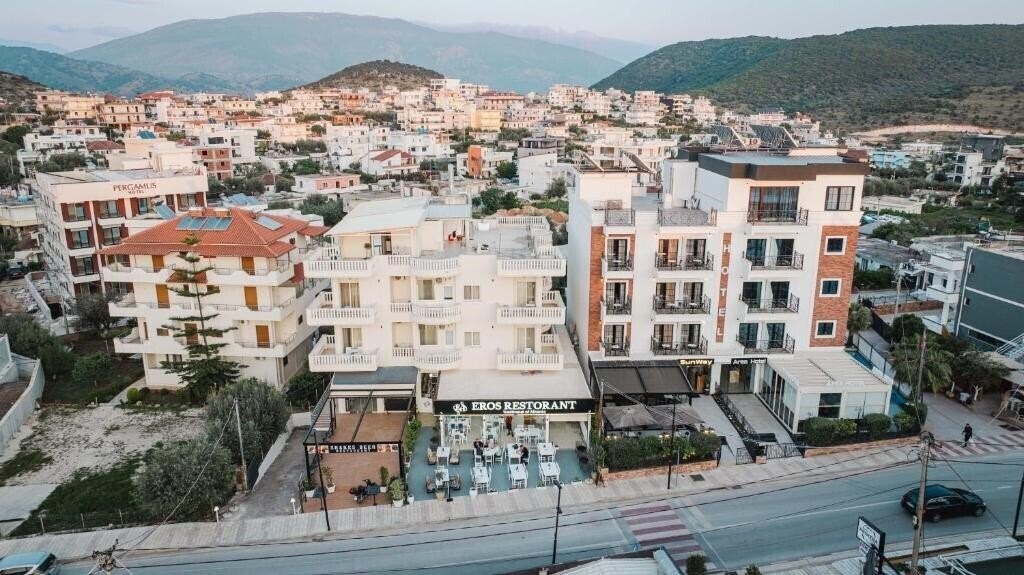 Фотографія Eros Hotel Ksamil 4*