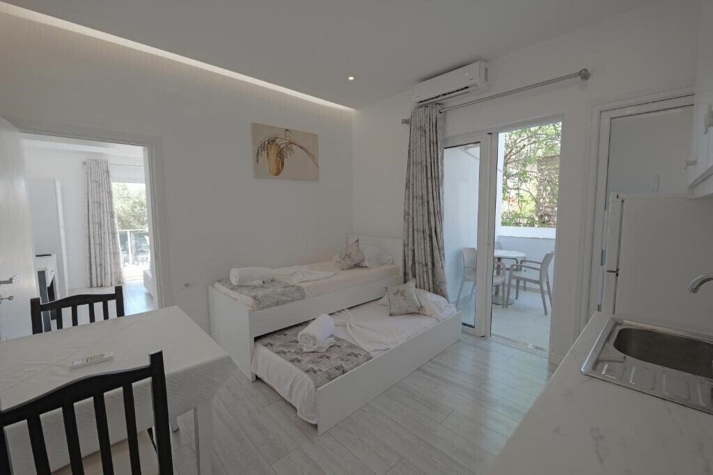 Картинка Vila Irdi 2*
