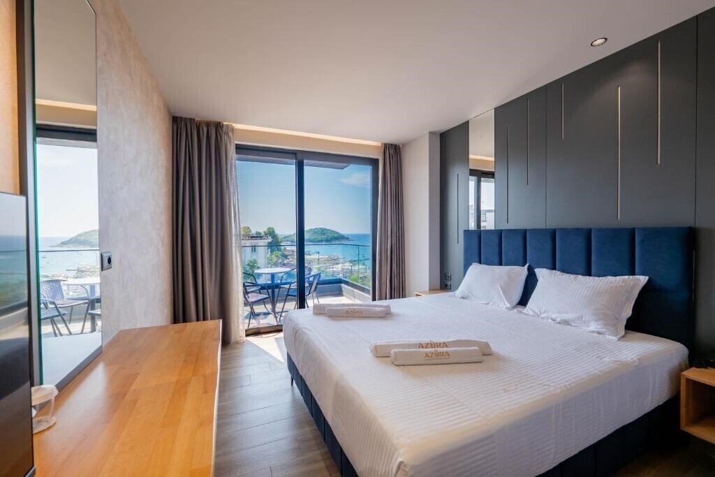 Фото Azura Hotel 3*