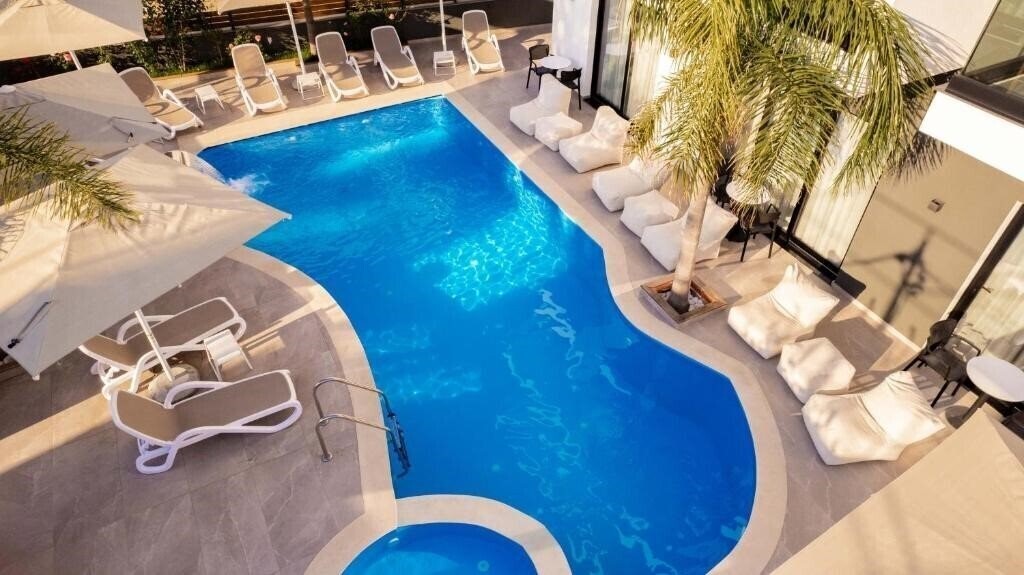 Фото Absolute Hotel 3*