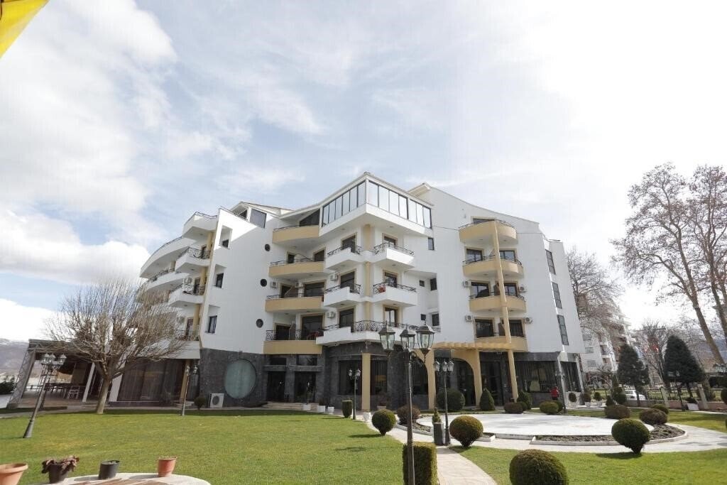 Отель Hotel 1 Maji 3*