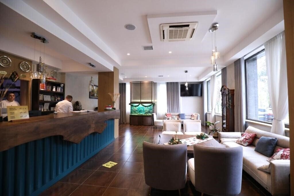 Фотография Hotel 1 Maji 3*