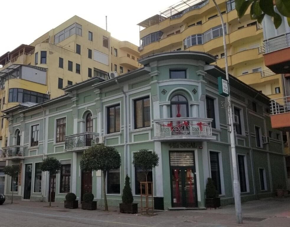 Готель Vila Sigal Pogradec 3*