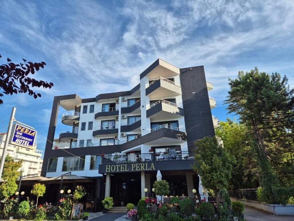 Готель Hotel Perla 3*