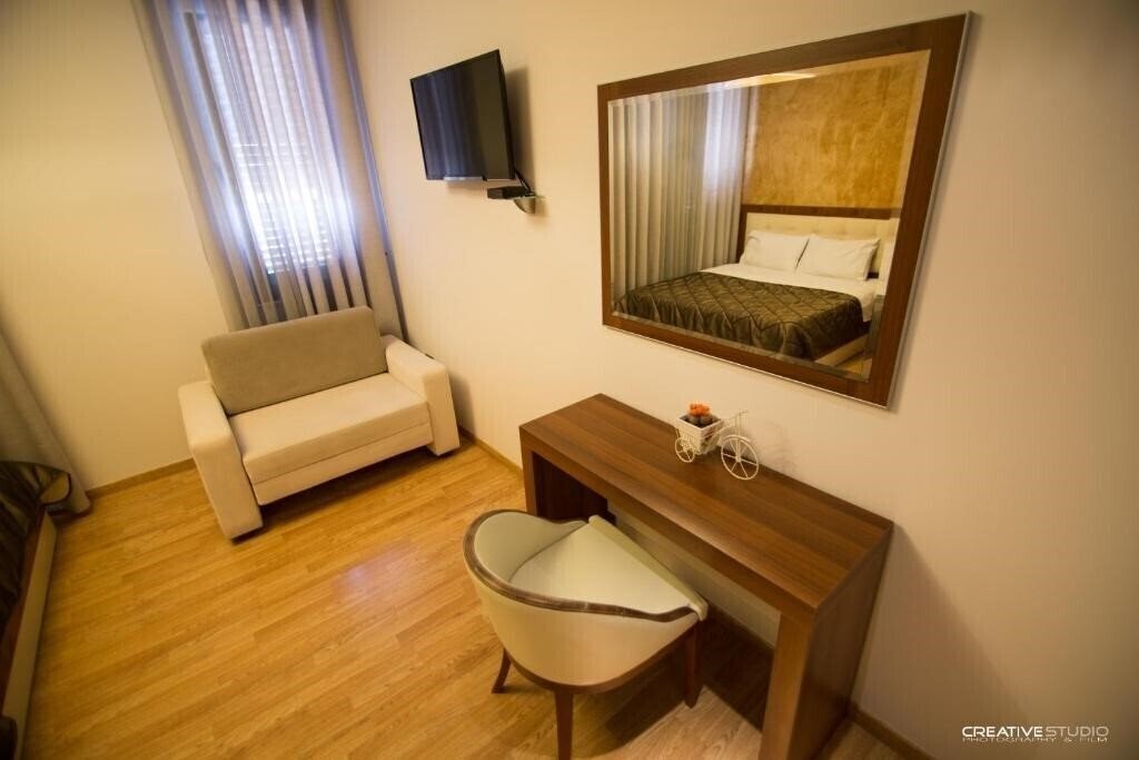Фотографія Hotel Flamingo Korca 3*