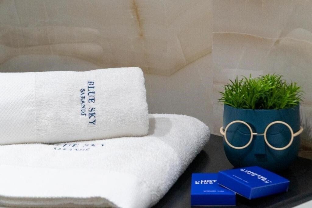 Картинка Blue Sky 4*