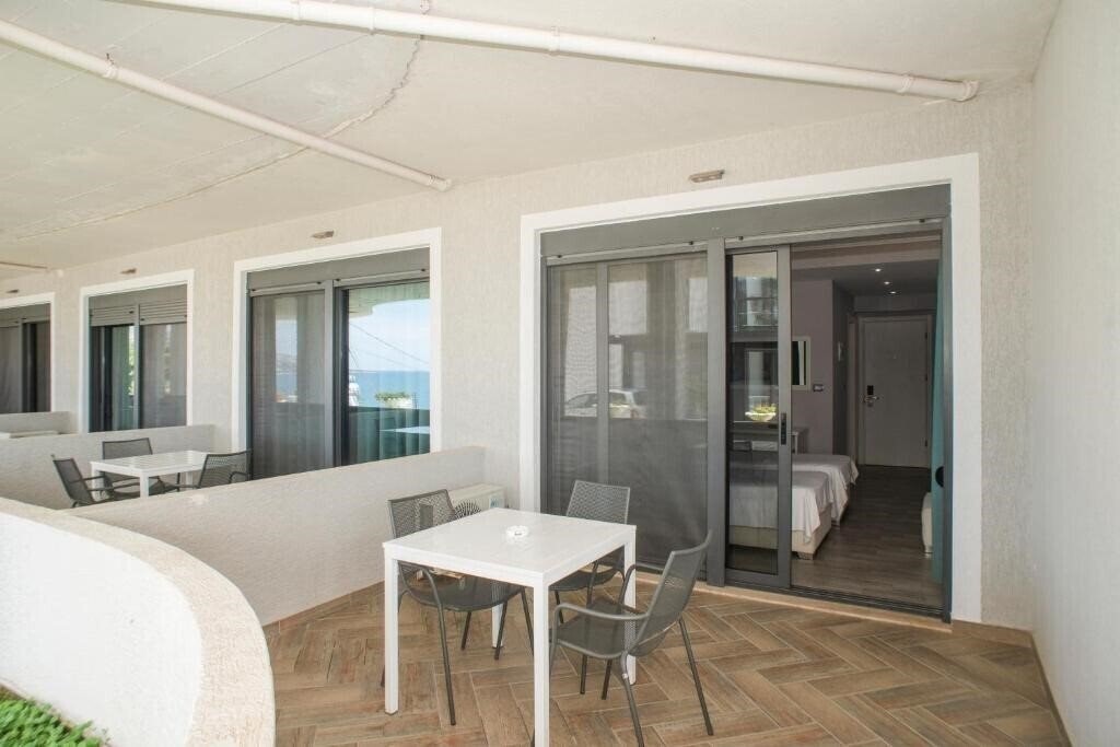 Фото Saranda International 4*