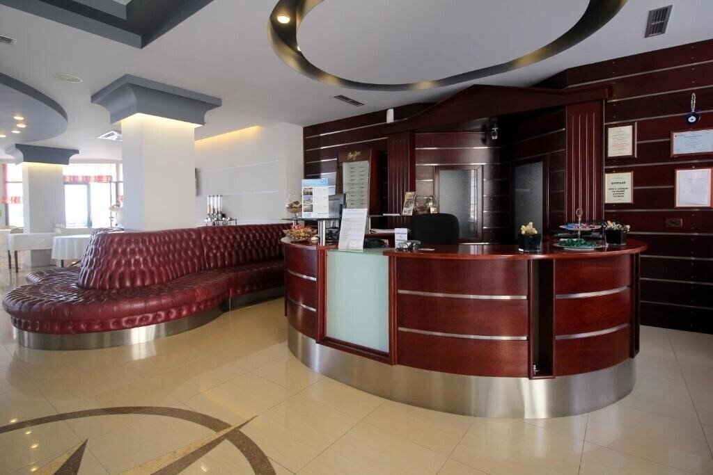 Фотографія Saranda International 4*