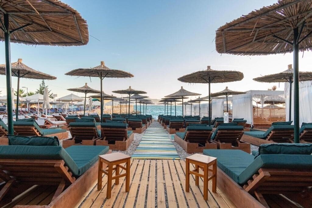 Зображення Vila E Bardhe 4*