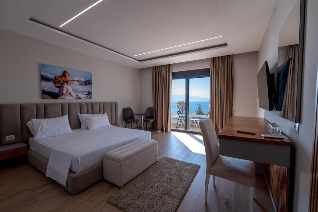 Отель New Heven Hotel 4*
