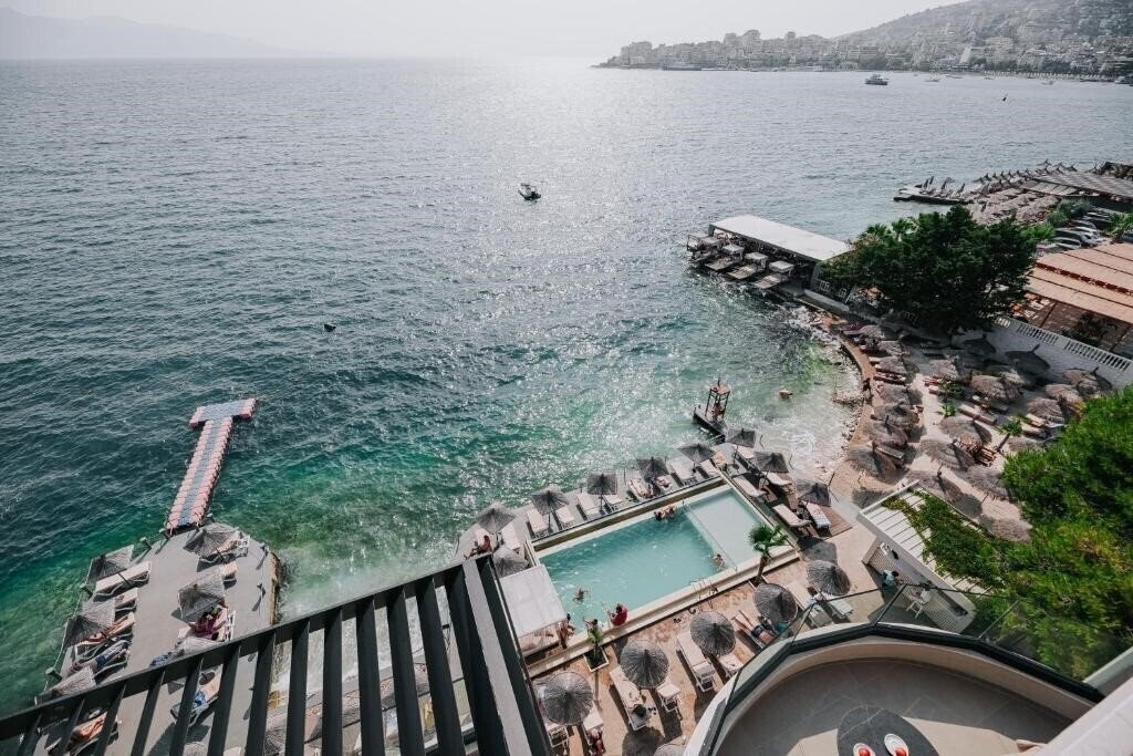Готель Jaroal Saranda Hotel 4*