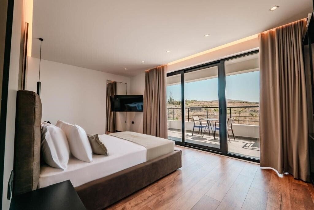 Зображення Cuni Luxury Hotel (ex. River Bistritsa) 3*