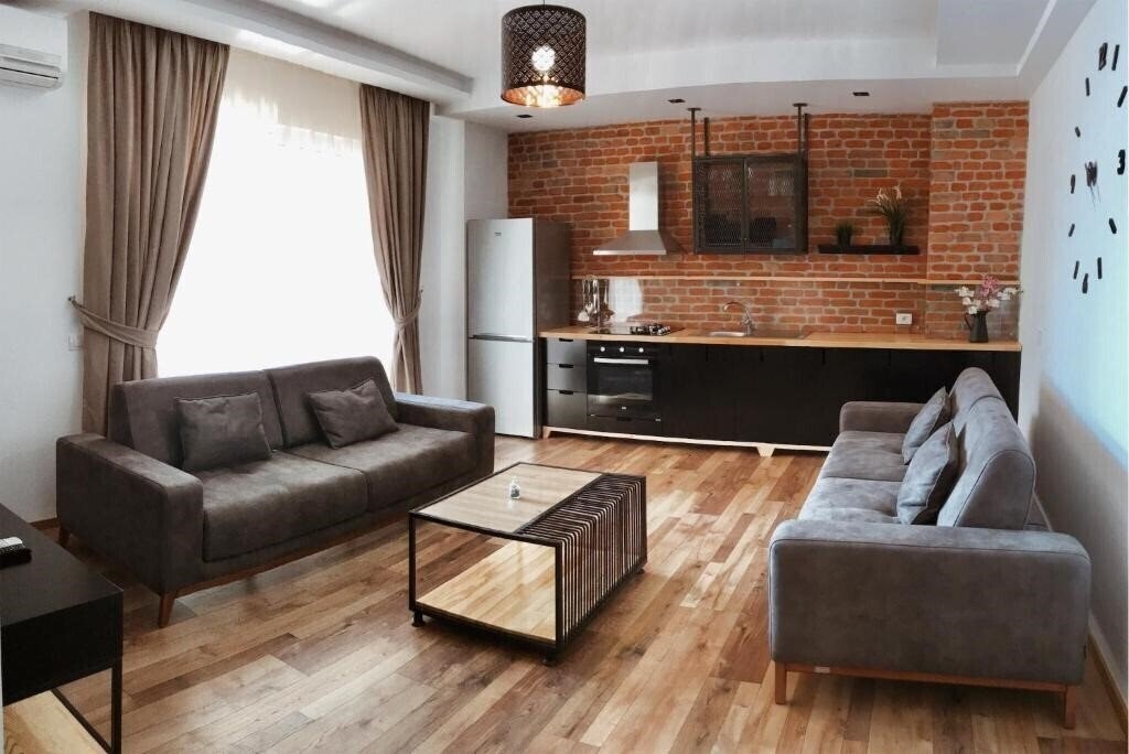 Готель Aquamarine Apartments (ex. Aquamarine) 3*