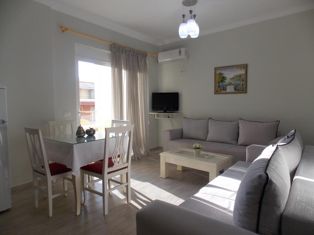 Фотографія Frenki Apartments 4*