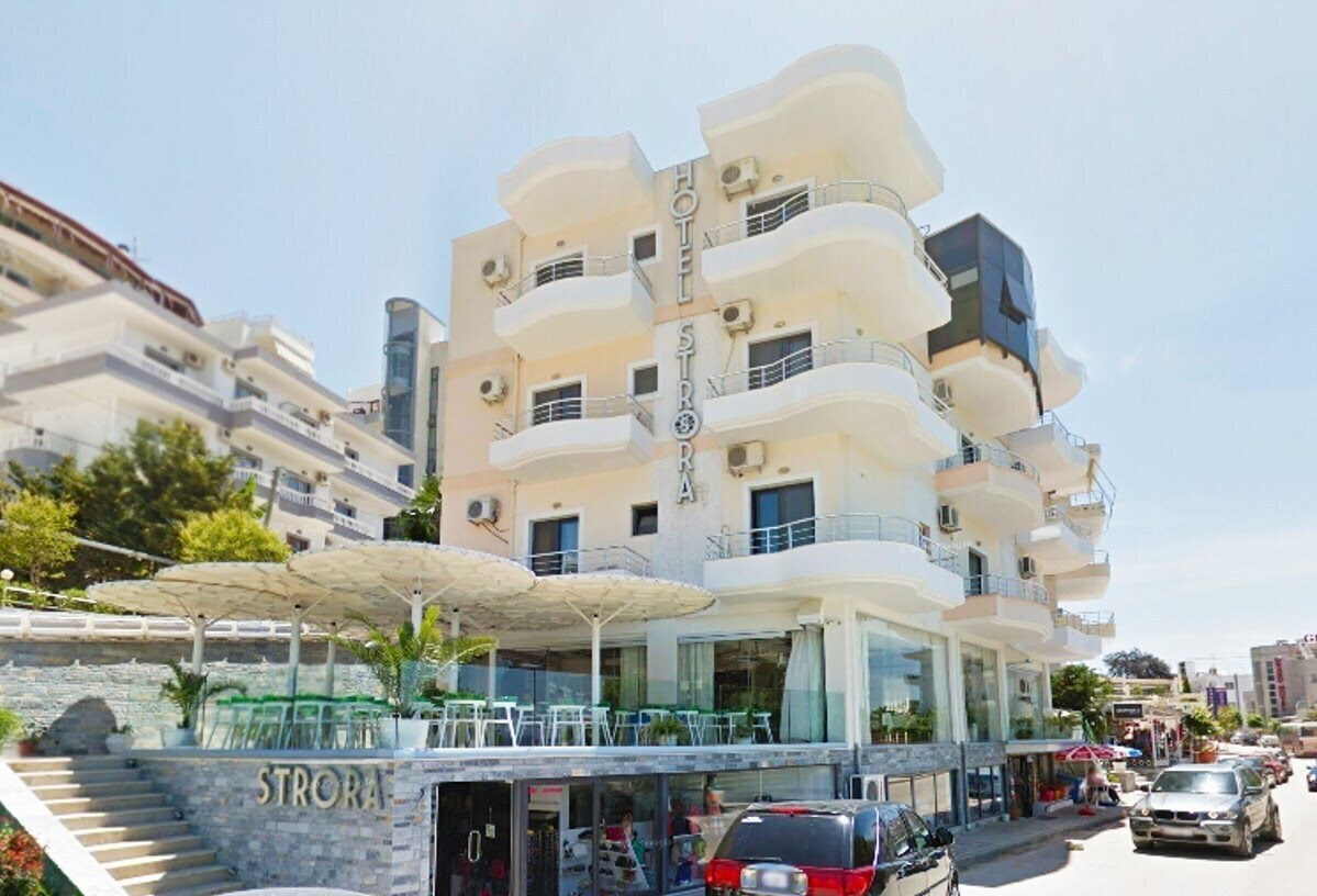 Готель Strora Hotel 4*