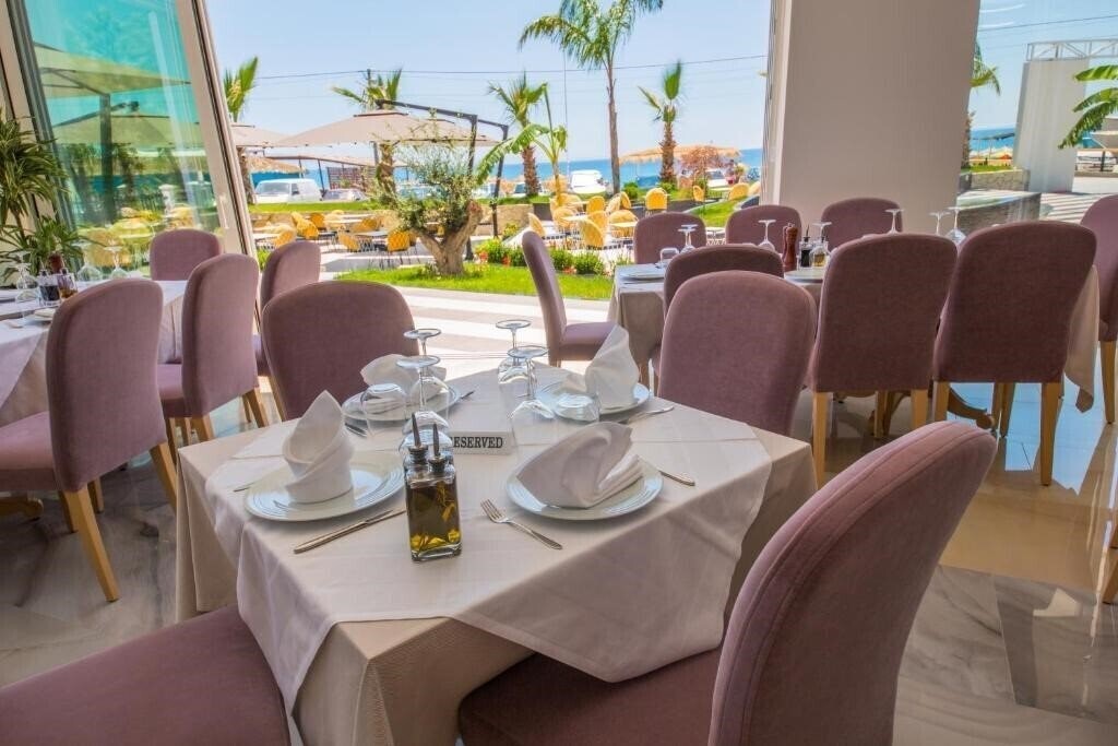 Картинка Sole Luna 4*