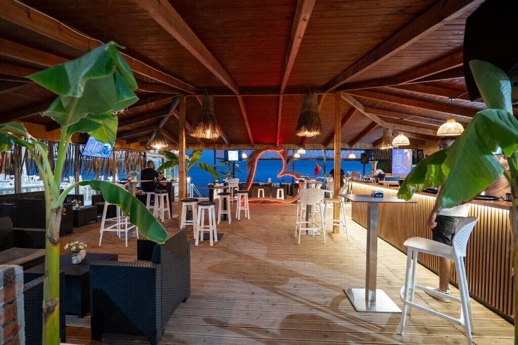 Фотография Hotel Kompleks Joni 3*