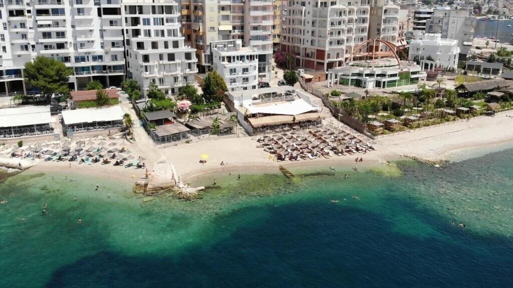 Отель Aloha 3*