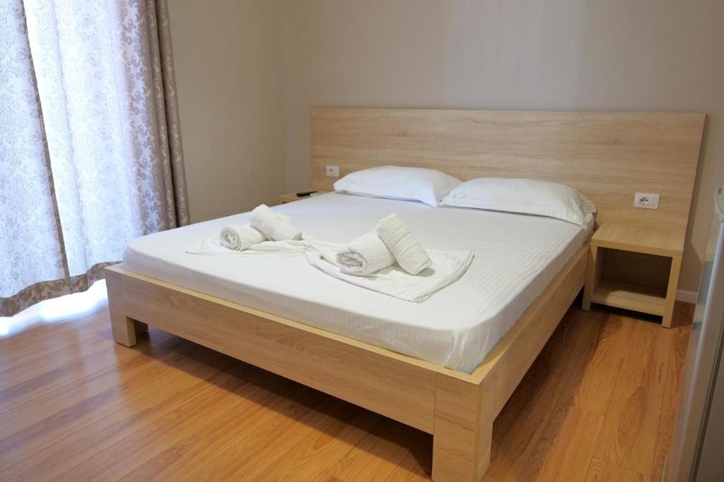 Фотографія Hotel Edola 3*