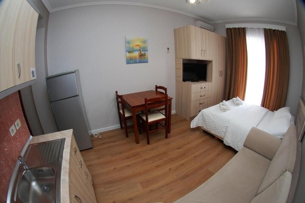 Фото Vila Alvin 3*