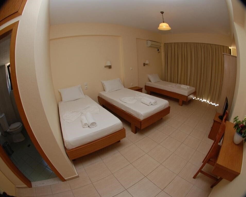 Фотографія Nikos Hotel & Apartments 3*
