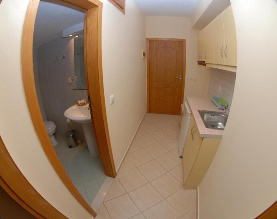 Зображення Nikos Hotel & Apartments 3*