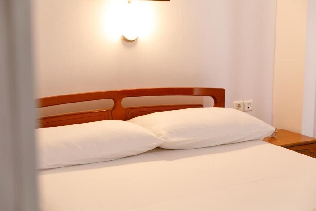 Фото Hotel Timi 2*