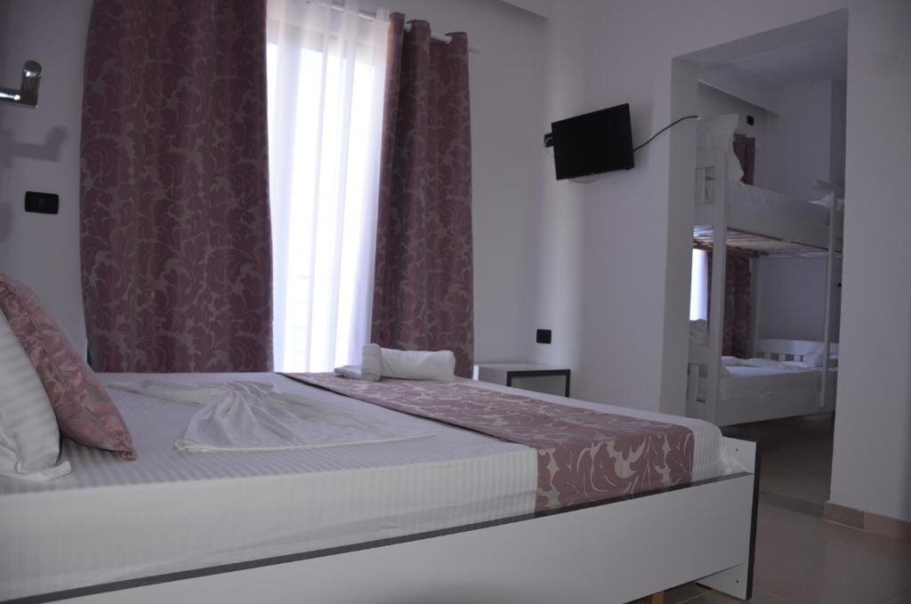 Картинка Viola Garden Hotel & Restaurant 3*