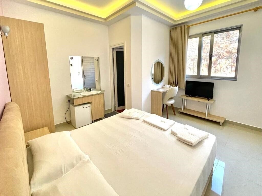 Отель The City Gate Hotel 3*