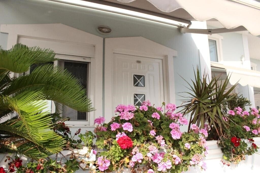 Фото Bebi Apartments 4*