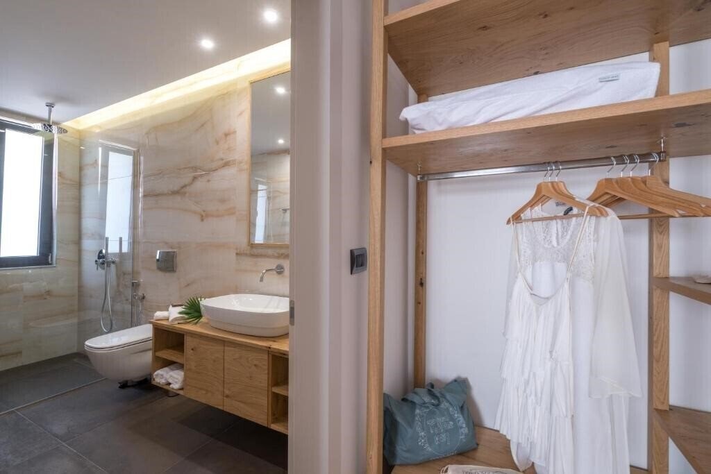 Фотографія Glow Boutique Hotel & Suites 4*