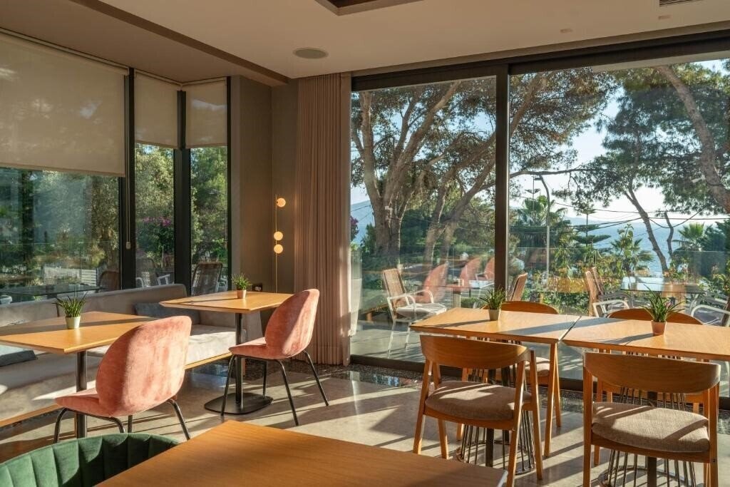 Зображення Glow Boutique Hotel & Suites 4*