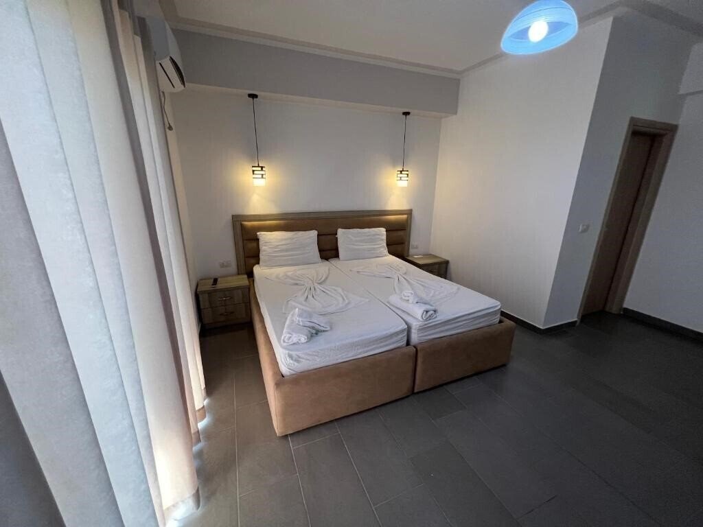 Картинка Hotel Irini 2*