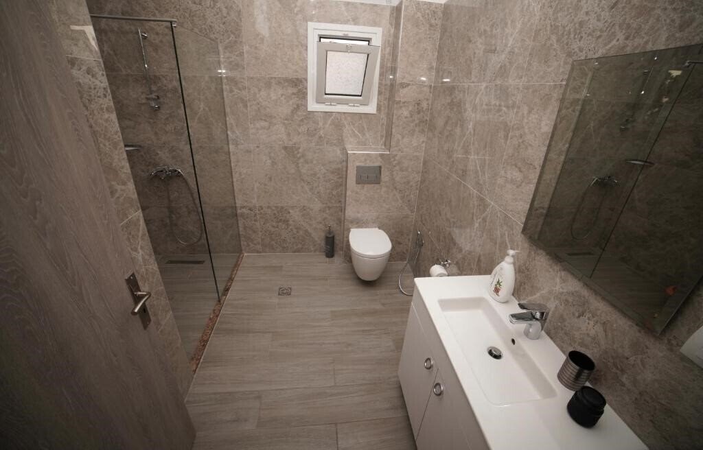Фотография Serxhio Apartments 3*