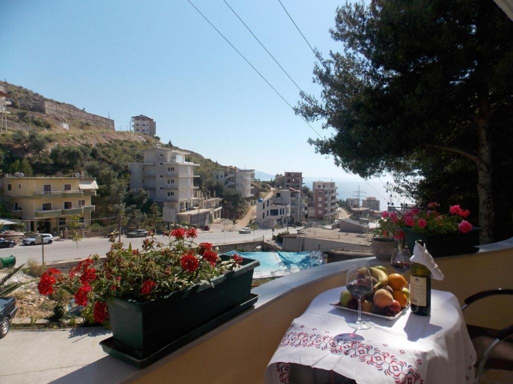 Готель Bledi Apartments 2*