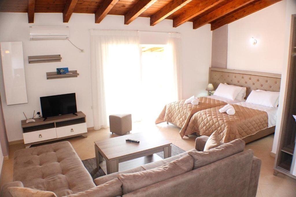 Готель Atlantis Apartments 3*