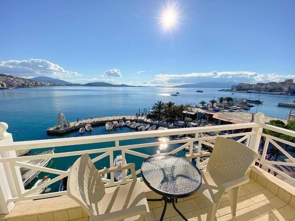 Готель Sun N Blue Hotel 3*