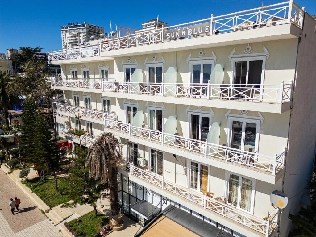 Фото Sun N Blue Hotel 3*