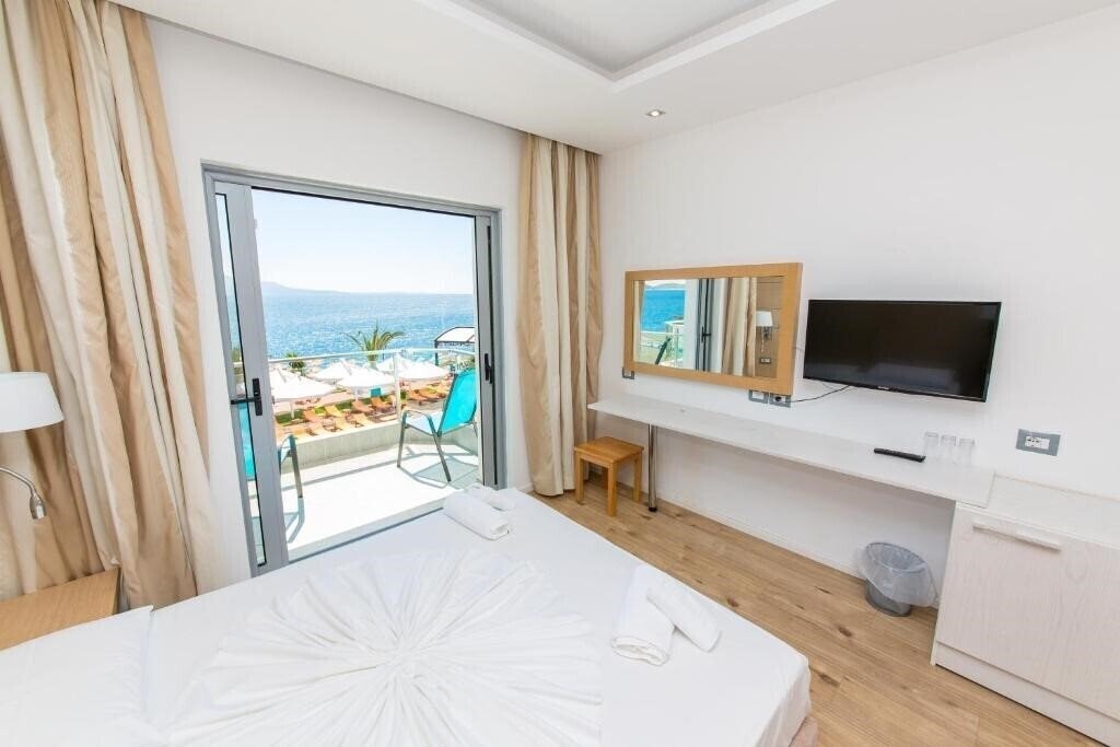 Картинка Saranda Palace 4*