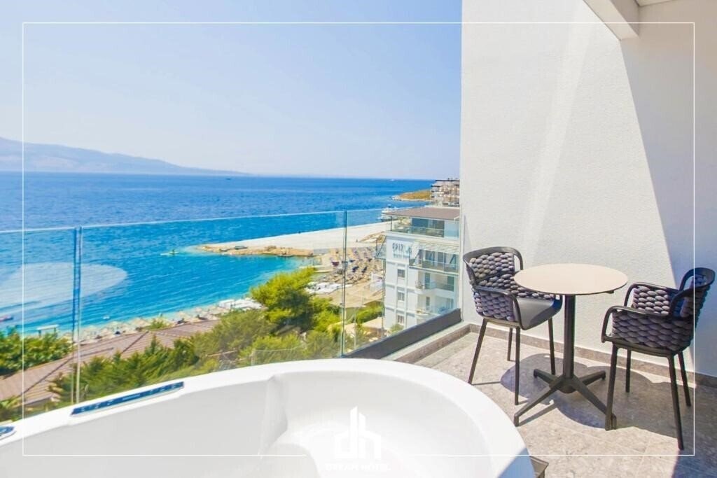 Фото Dream Hotel Saranda 4*