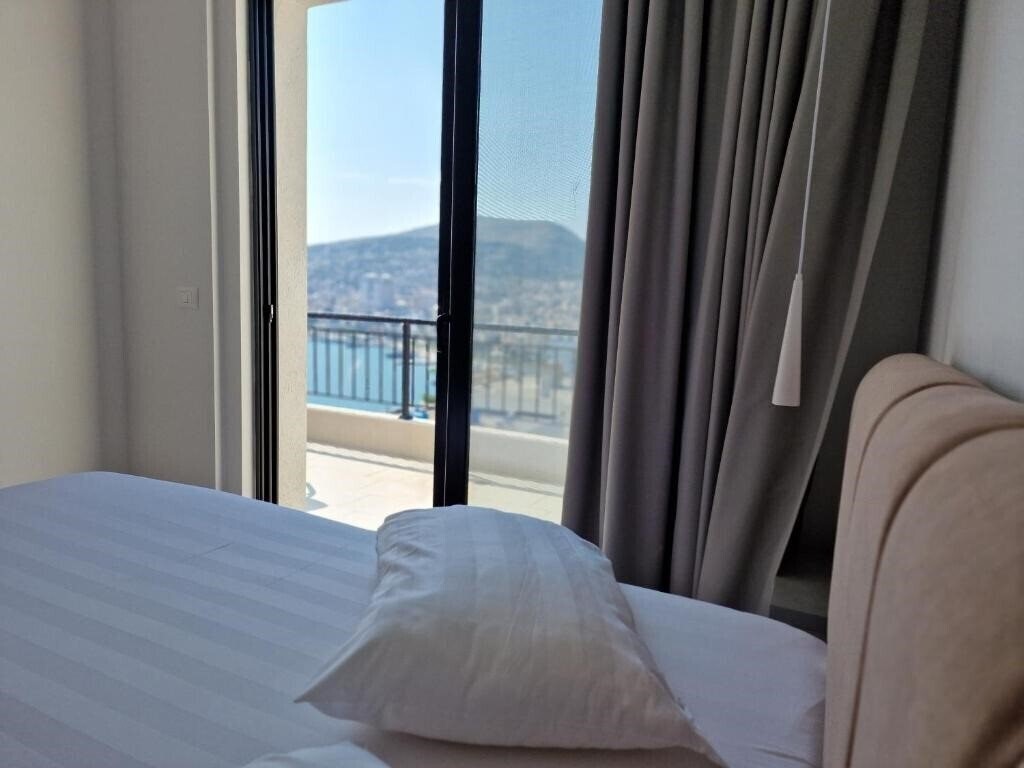 Фото Joanna Suites 3*